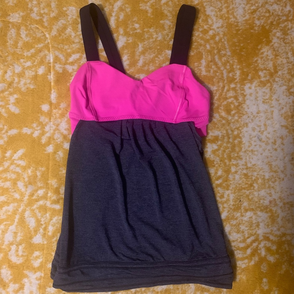 Lululemon tank top